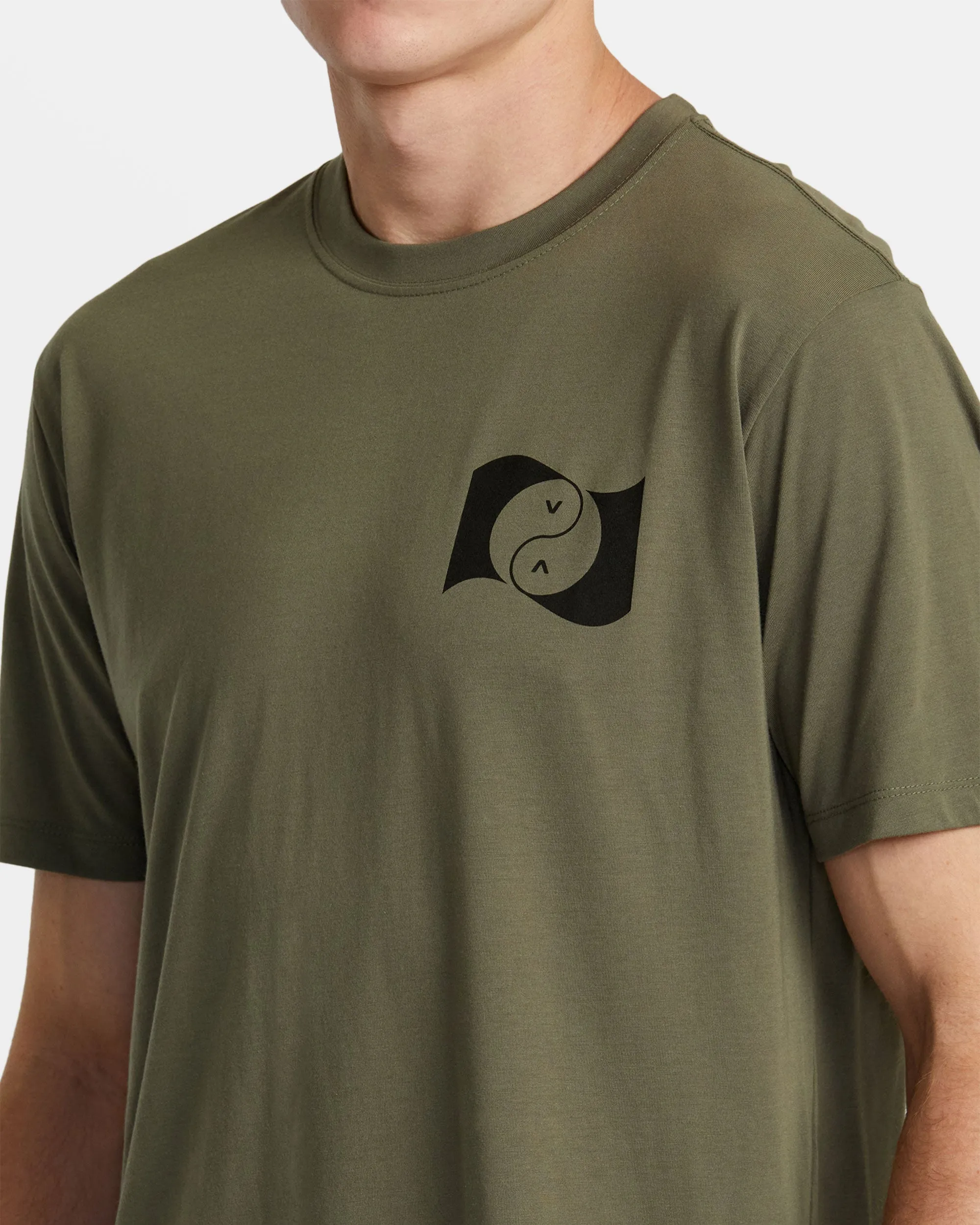 Balance Banner Short Sleeve T-Shirt - Olive