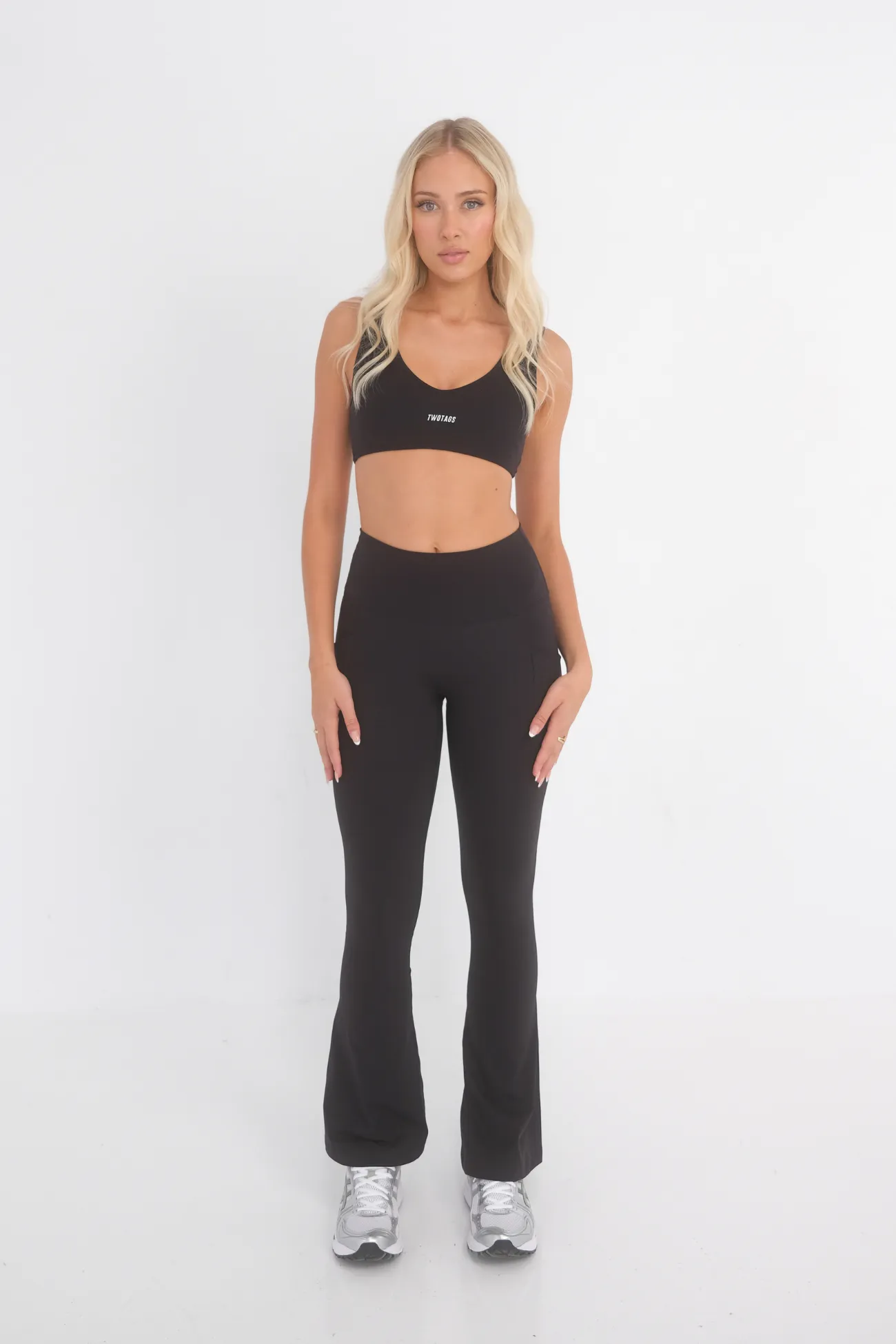 Bootcut Flare Pocket (Seamless) Leggings - Black