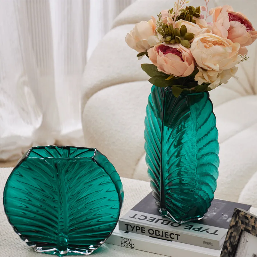 SHELL VASE