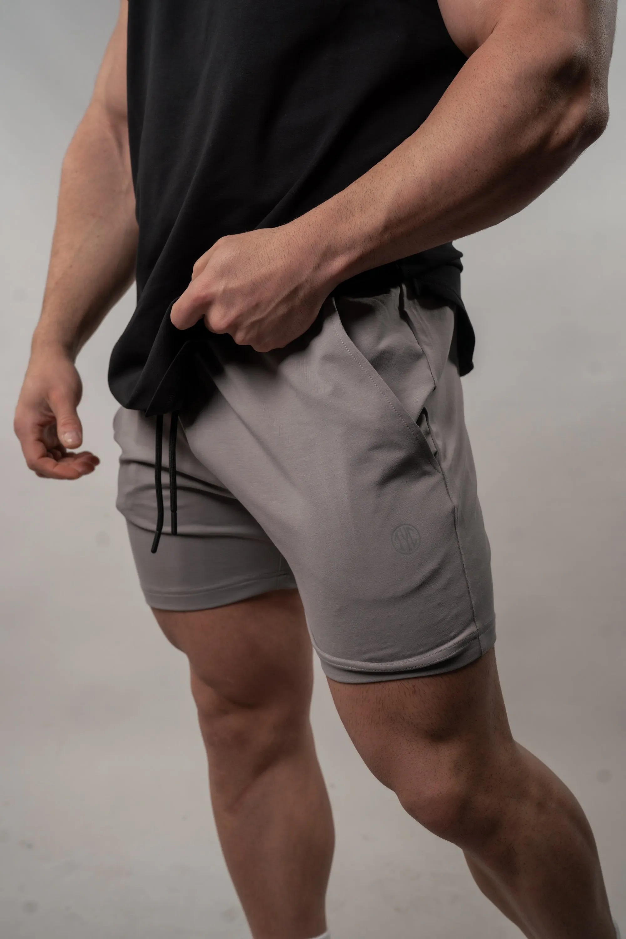 Vigor Shorts - Platinum Grey