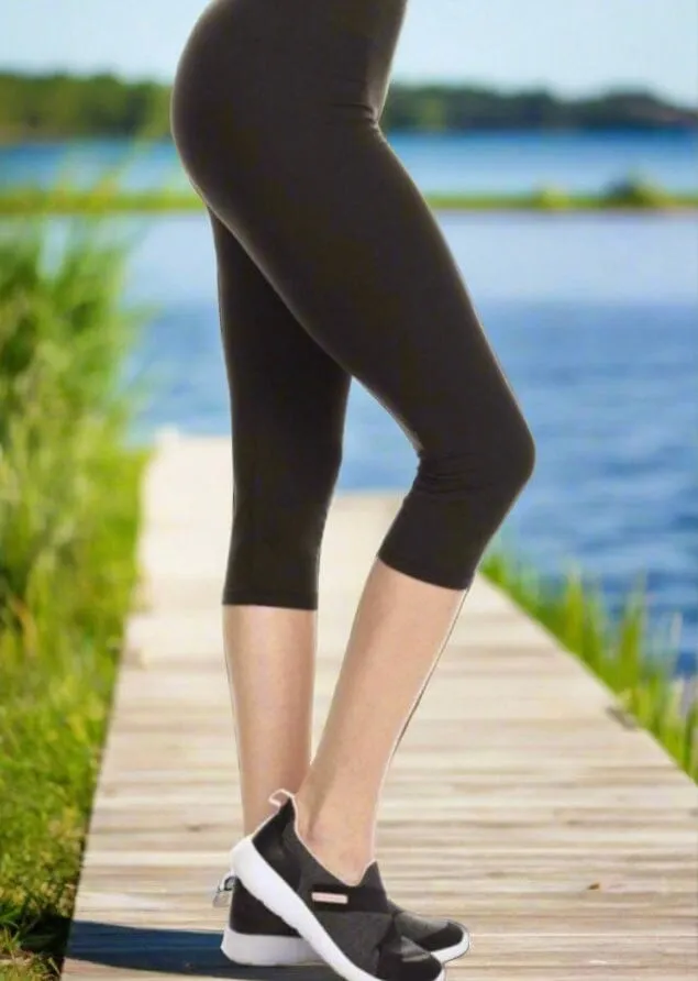 Womens Black Capri Leggings, Soft Yoga Pants, Sizes 0-20, Yoga Waist, Solid Black